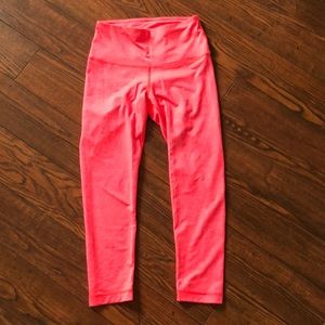 90 degree crop legging